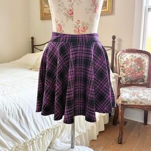 plaid‎ mini skirt  y2k urban purple plaid mini skirt size large